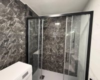 Herverkoop - Appartement -
Torrevieja - Centro