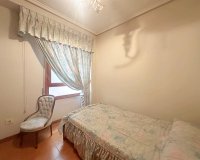 Herverkoop - Appartement -
Torrevieja - Centro