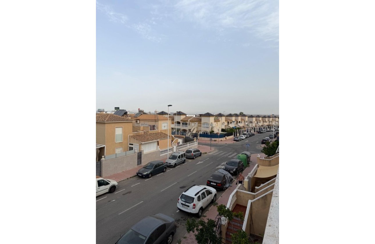 Herverkoop - Appartement -
Torrevieja - Centro