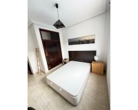 Herverkoop - Appartement -
Torrevieja - Centro