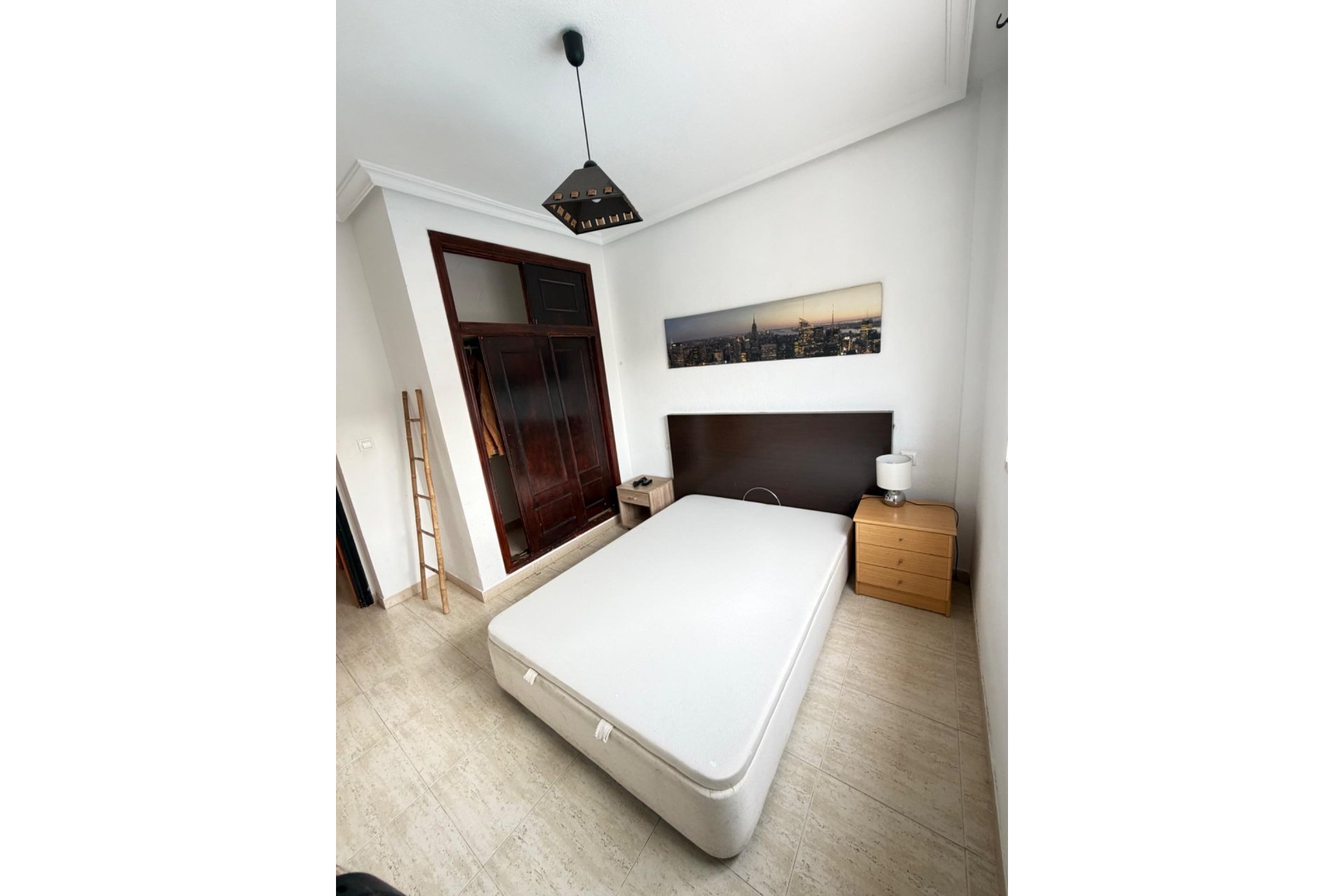 Herverkoop - Appartement -
Torrevieja - Centro
