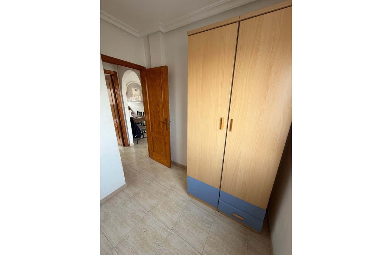 Herverkoop - Appartement -
Torrevieja - Centro