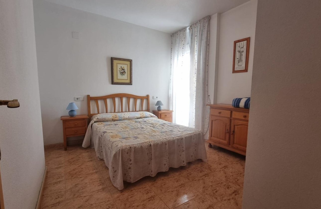 Herverkoop - Appartement -
Torrevieja - Centro