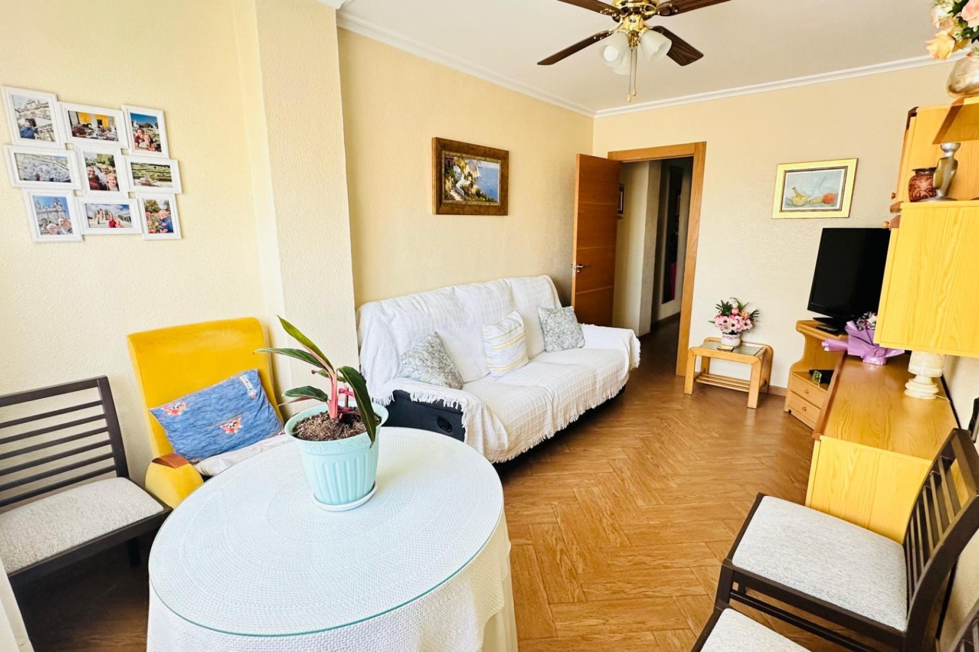 Herverkoop - Appartement -
Torrevieja - Centro