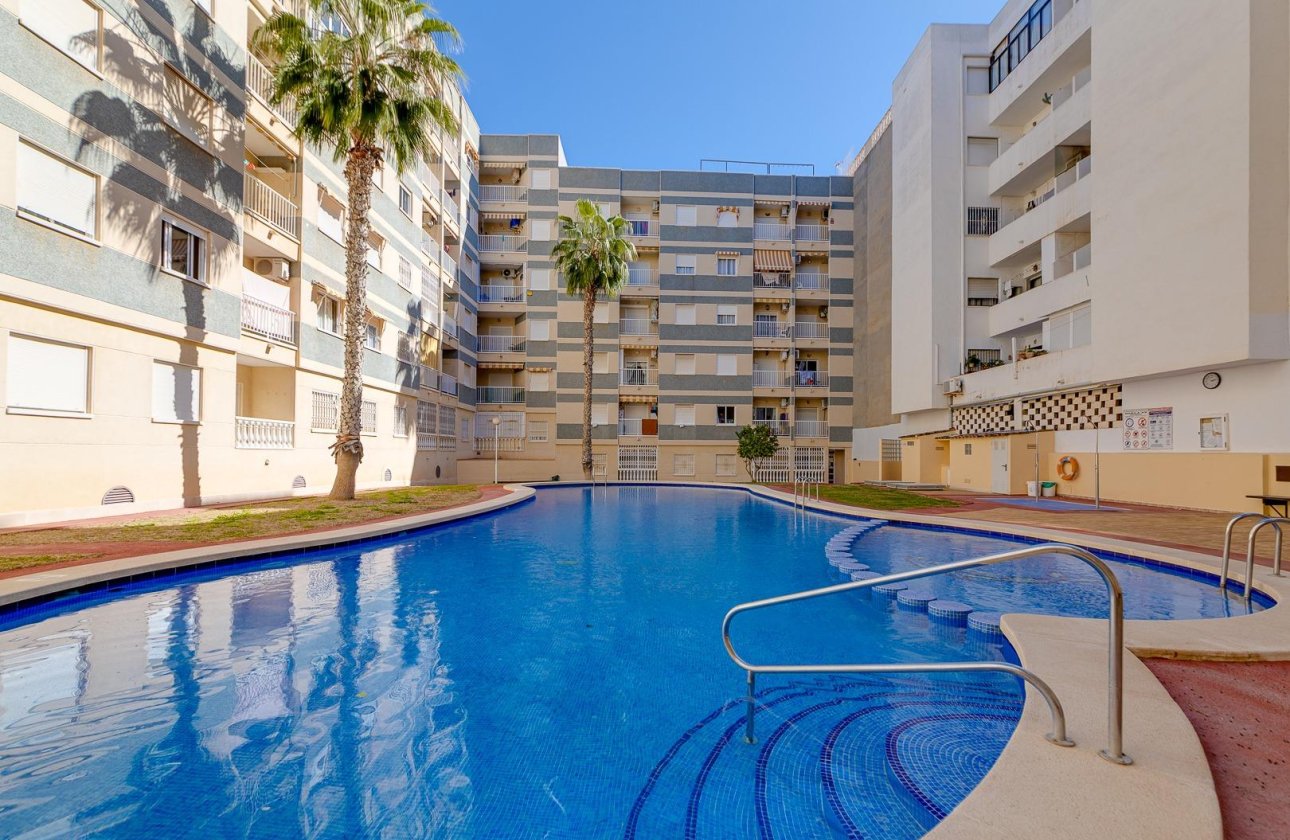 Herverkoop - Appartement -
Torrevieja - Centro