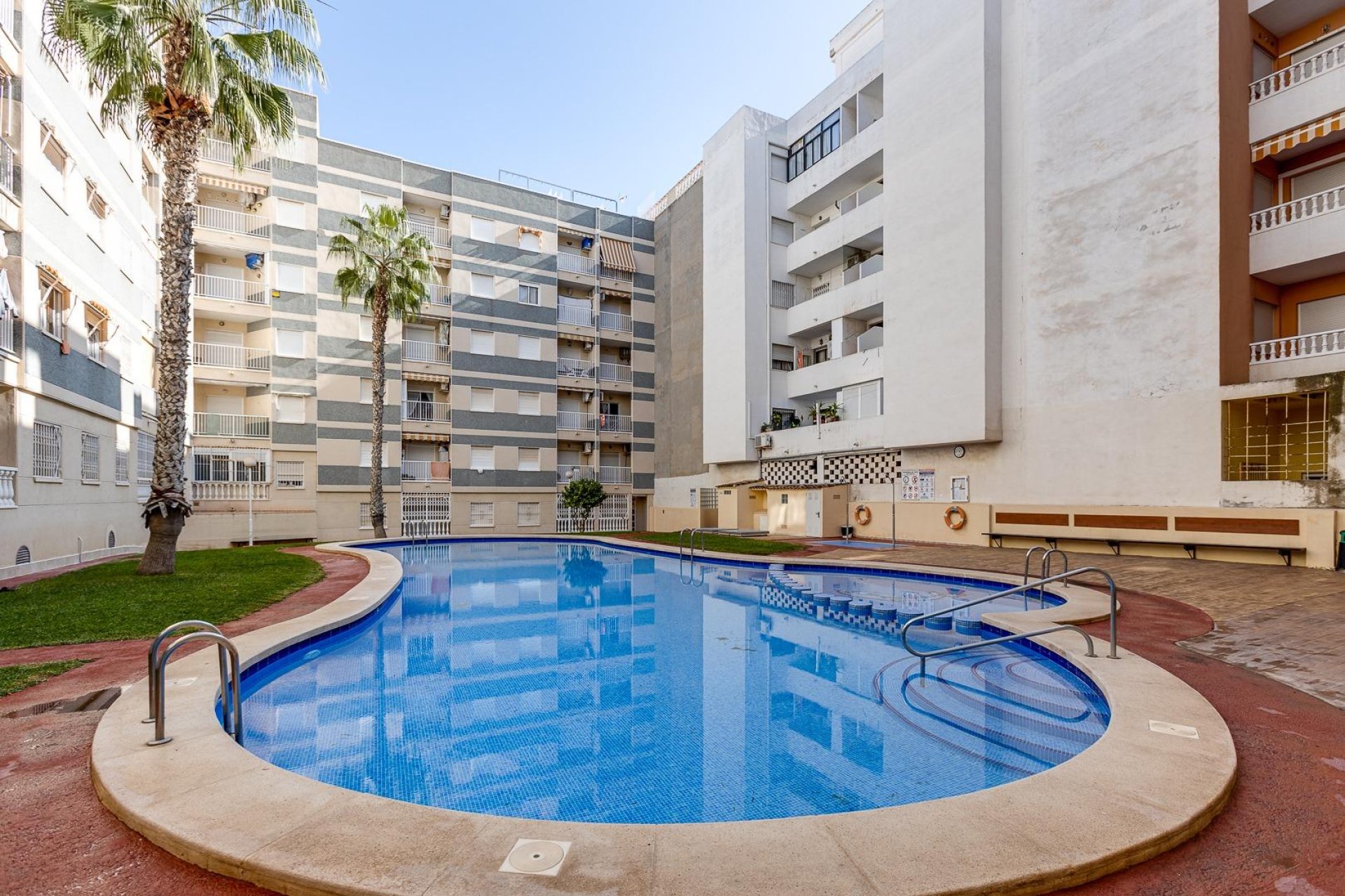 Herverkoop - Appartement -
Torrevieja - Centro