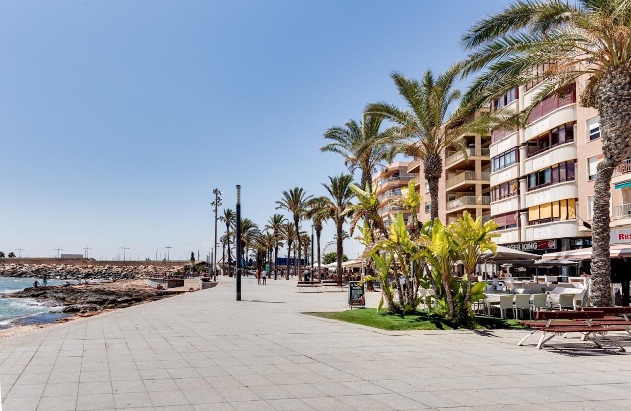 Herverkoop - Appartement -
Torrevieja - Centro