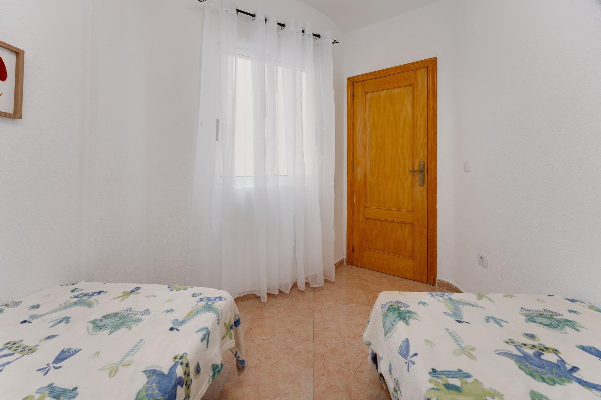 Herverkoop - Appartement -
Torrevieja - Centro