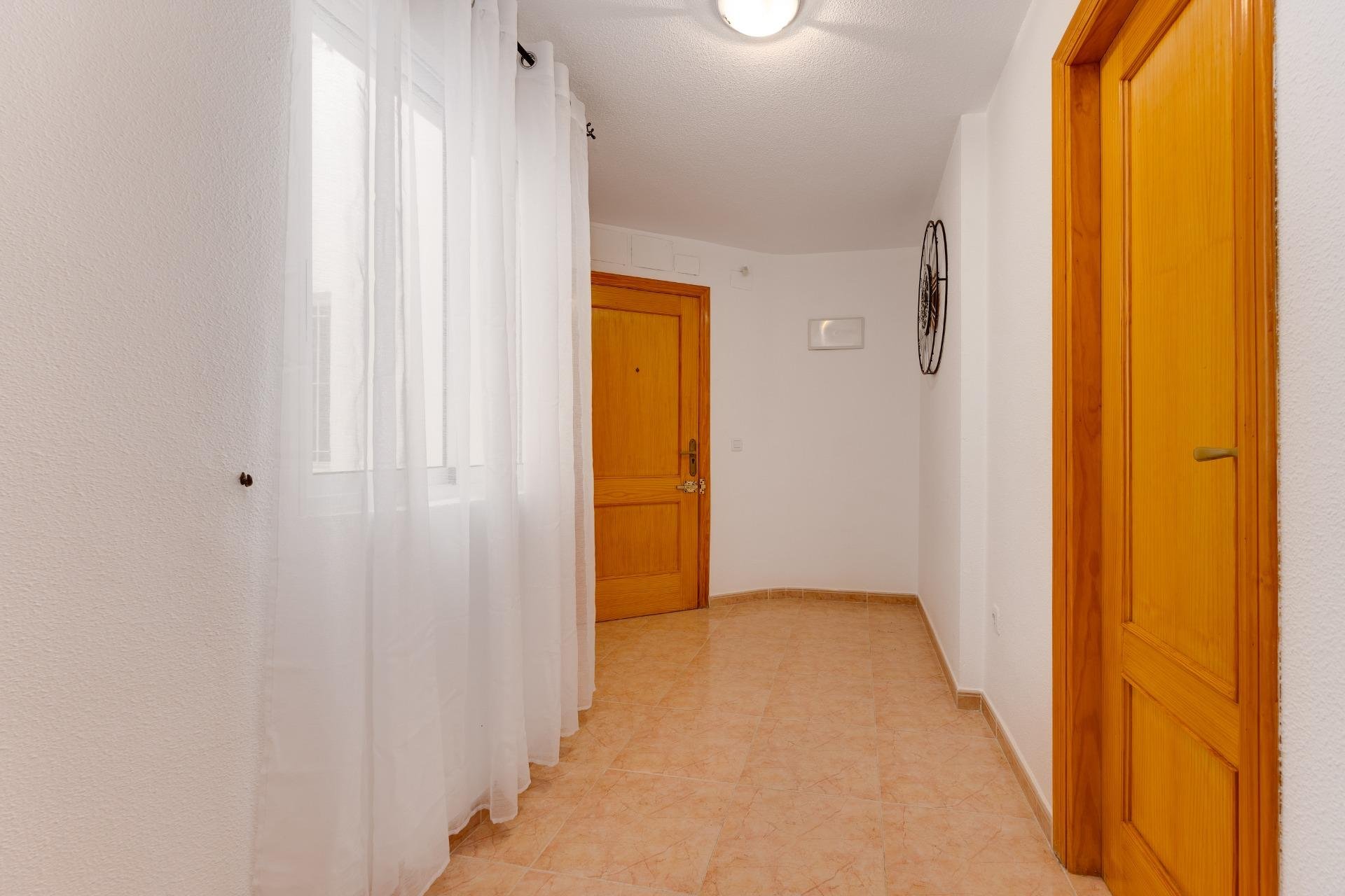 Herverkoop - Appartement -
Torrevieja - Centro