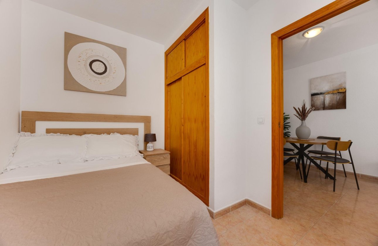 Herverkoop - Appartement -
Torrevieja - Centro