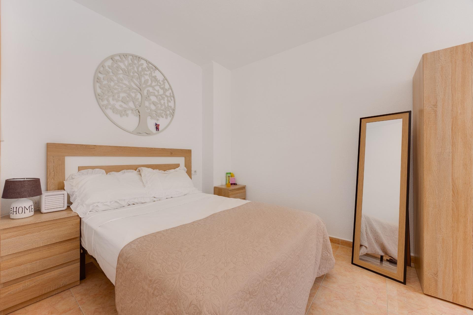 Herverkoop - Appartement -
Torrevieja - Centro