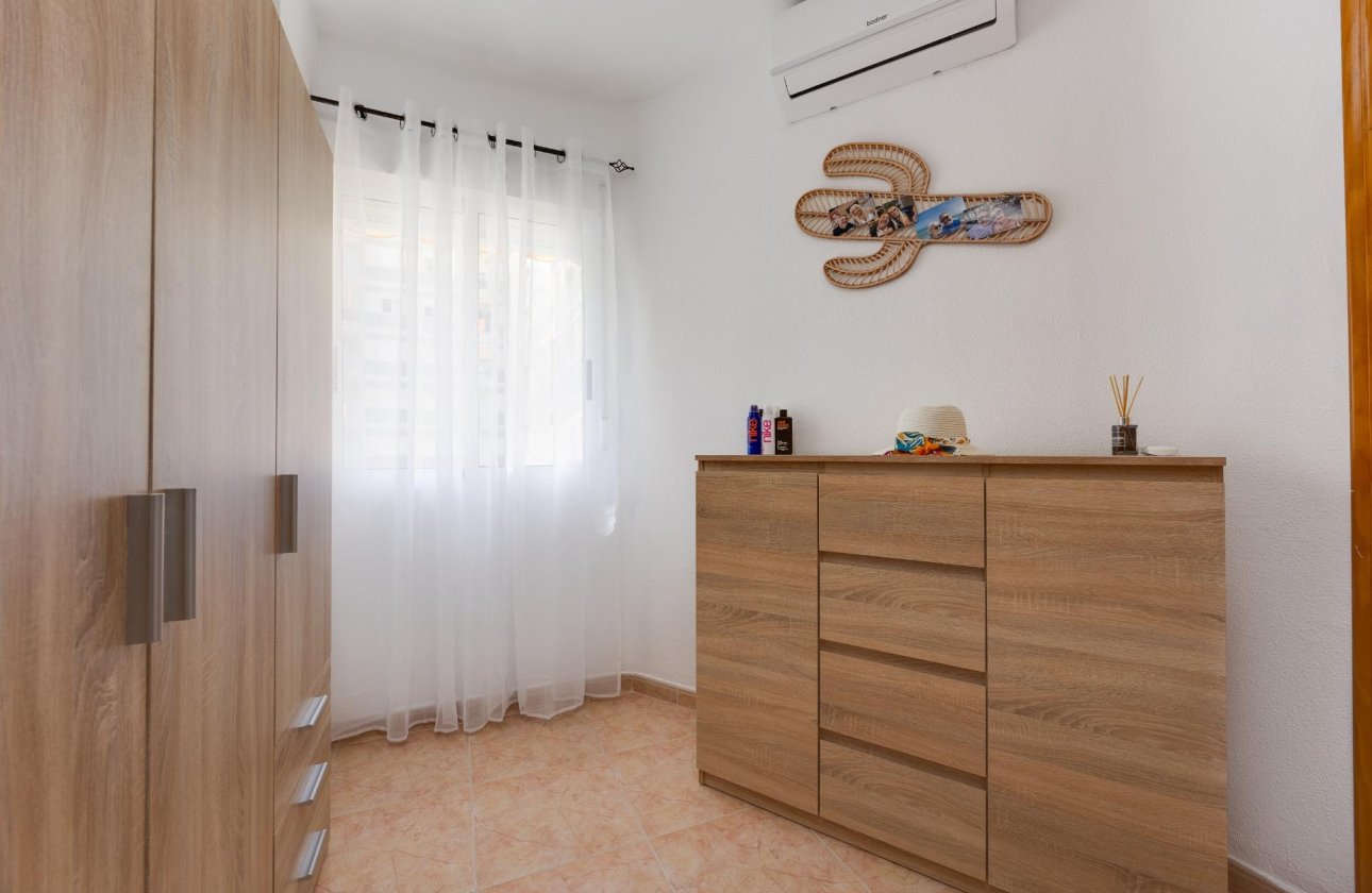 Herverkoop - Appartement -
Torrevieja - Centro