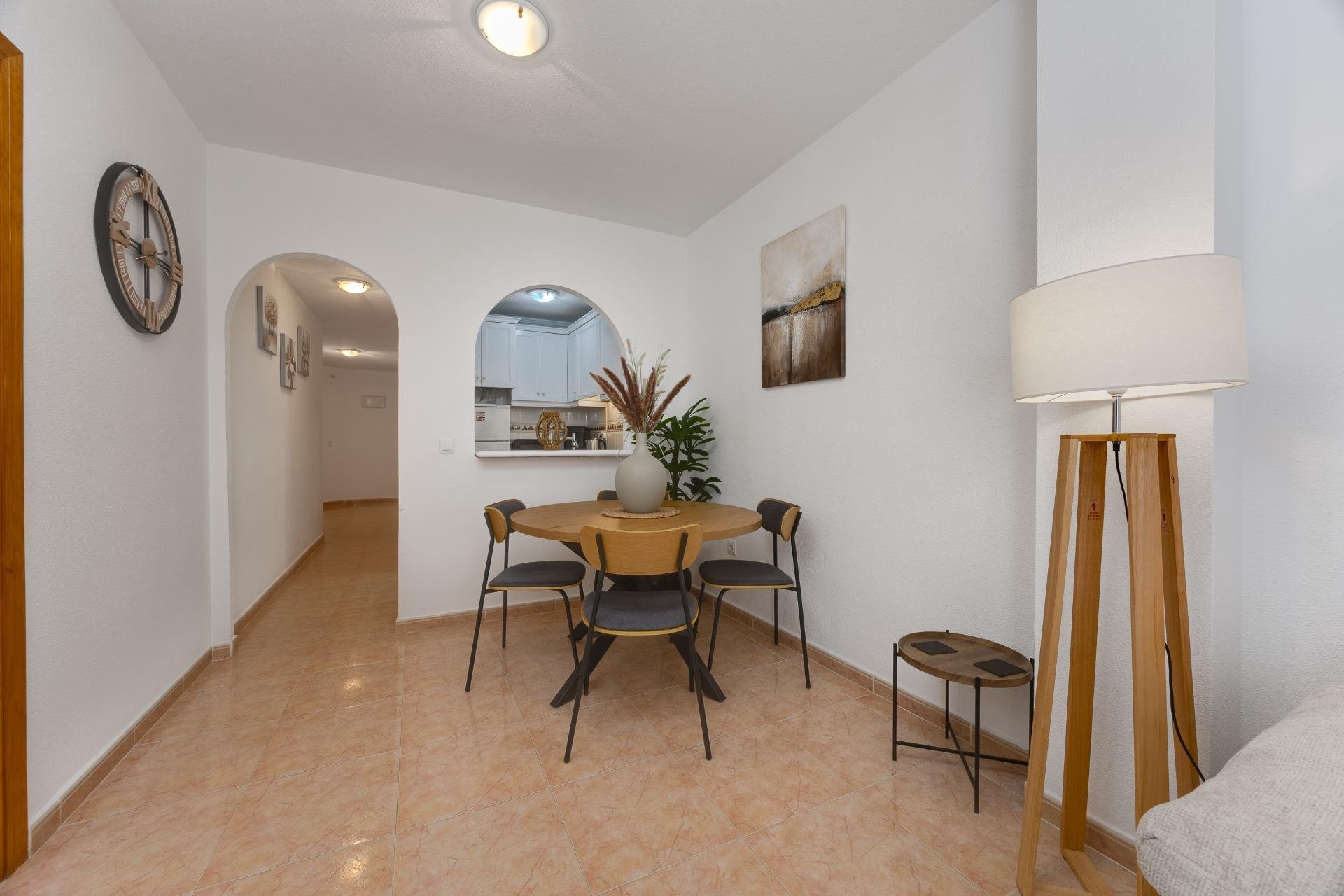 Herverkoop - Appartement -
Torrevieja - Centro