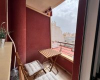 Herverkoop - Appartement -
Torrevieja - Centro