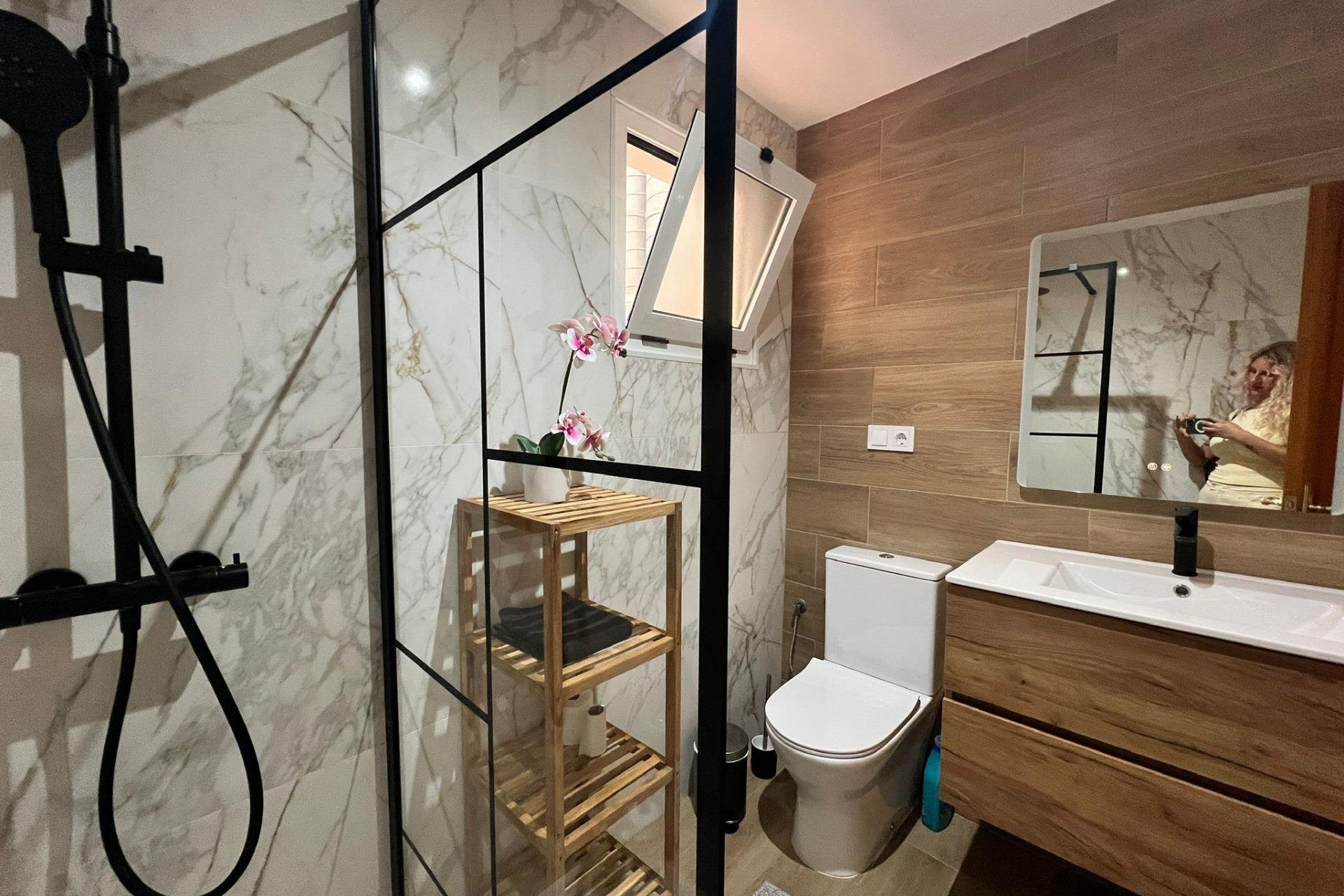 Herverkoop - Appartement -
Torrevieja - Centro