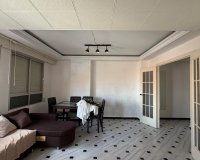 Herverkoop - Appartement -
Torrevieja - Centro
