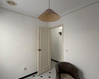 Herverkoop - Appartement -
Torrevieja - Centro