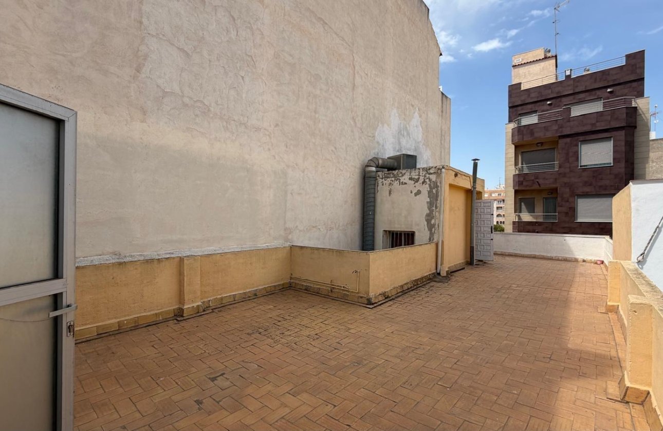 Herverkoop - Appartement -
Torrevieja - Centro