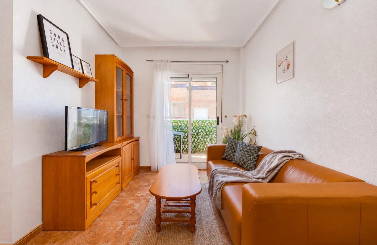 Herverkoop - Appartement -
Torrevieja - Centro