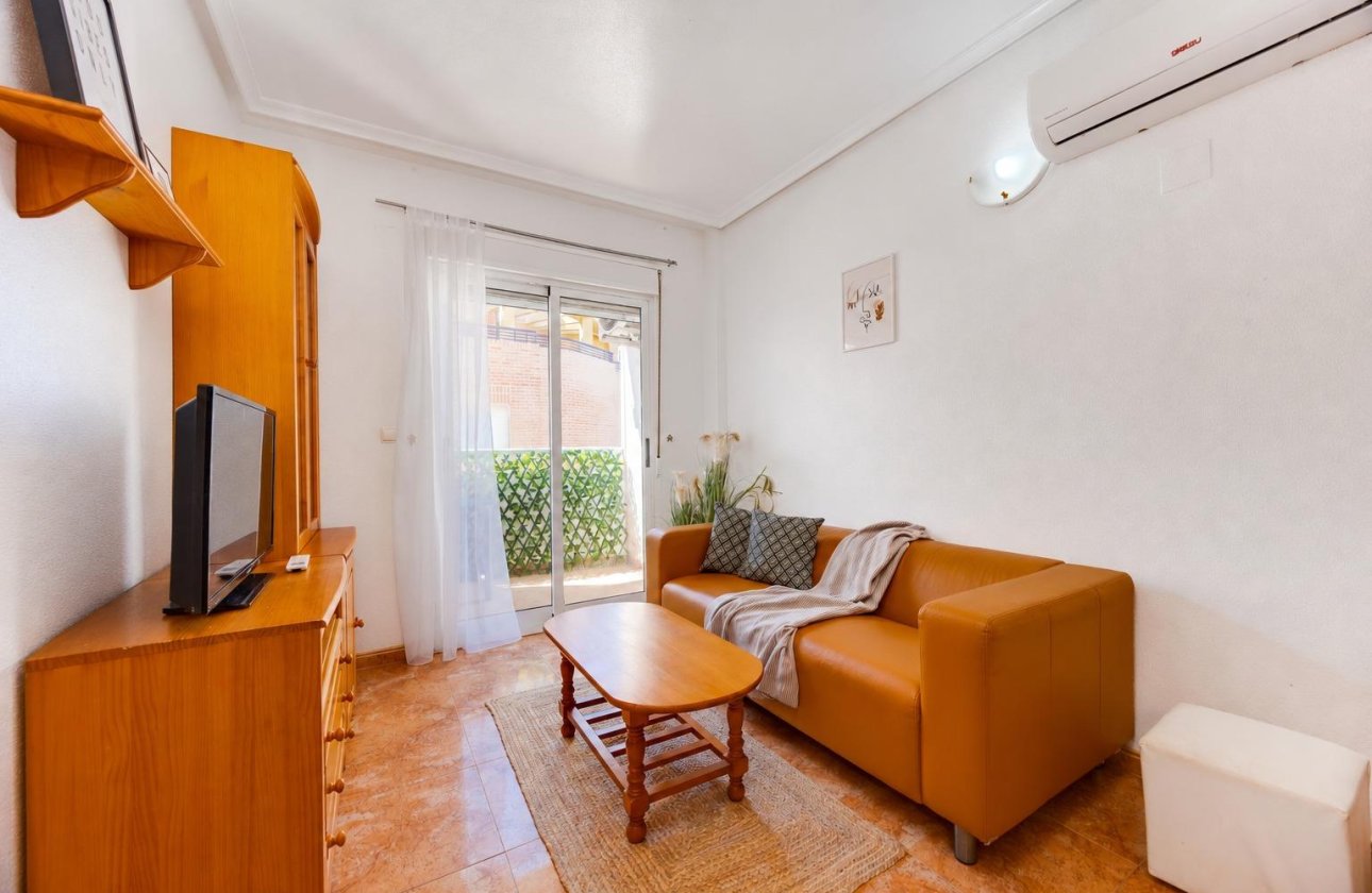 Herverkoop - Appartement -
Torrevieja - Centro