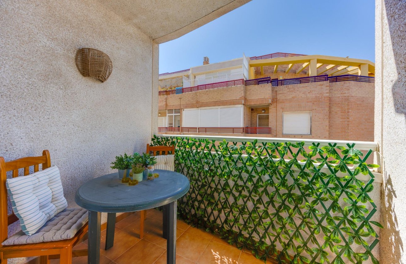 Herverkoop - Appartement -
Torrevieja - Centro