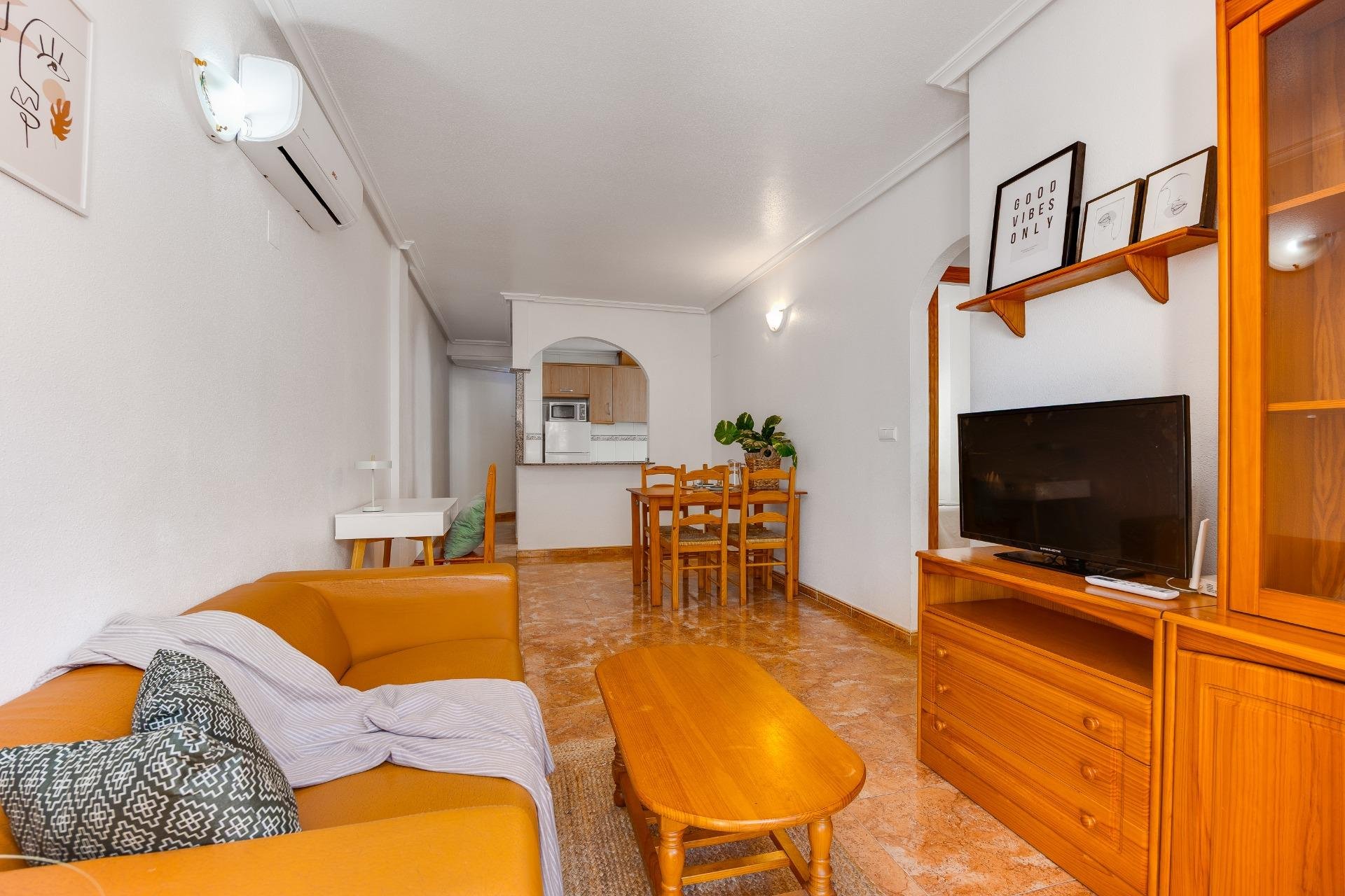 Herverkoop - Appartement -
Torrevieja - Centro