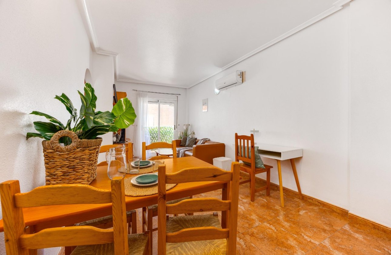 Herverkoop - Appartement -
Torrevieja - Centro
