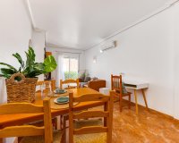 Herverkoop - Appartement -
Torrevieja - Centro