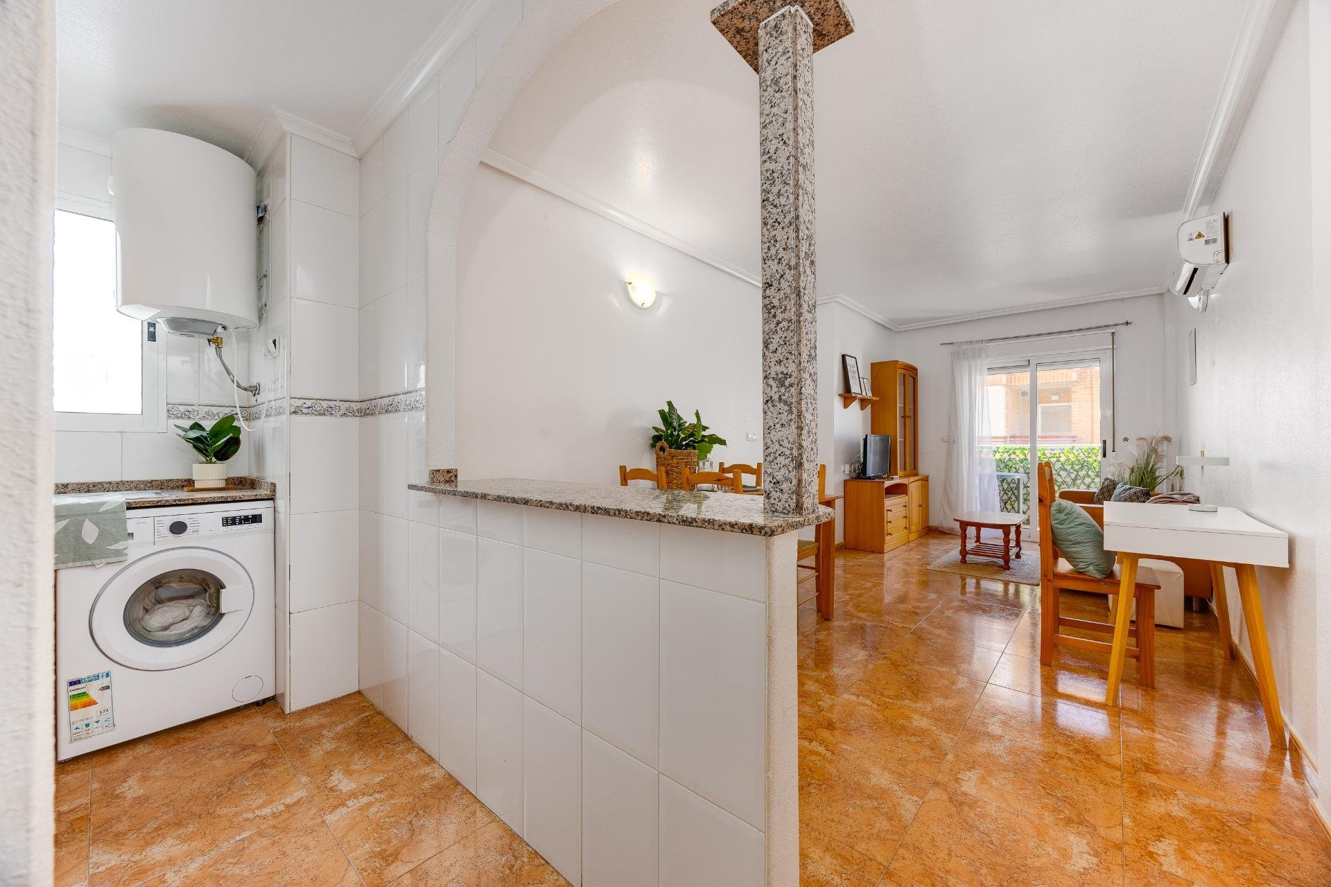 Herverkoop - Appartement -
Torrevieja - Centro