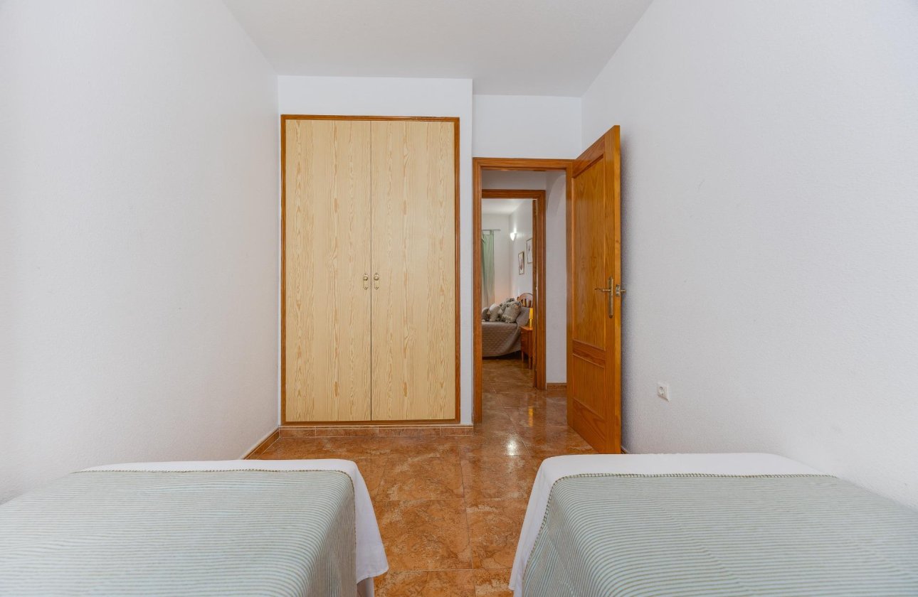 Herverkoop - Appartement -
Torrevieja - Centro