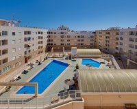 Herverkoop - Appartement -
Torrevieja - Centro