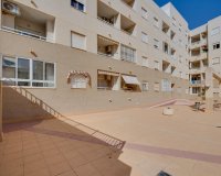 Herverkoop - Appartement -
Torrevieja - Centro