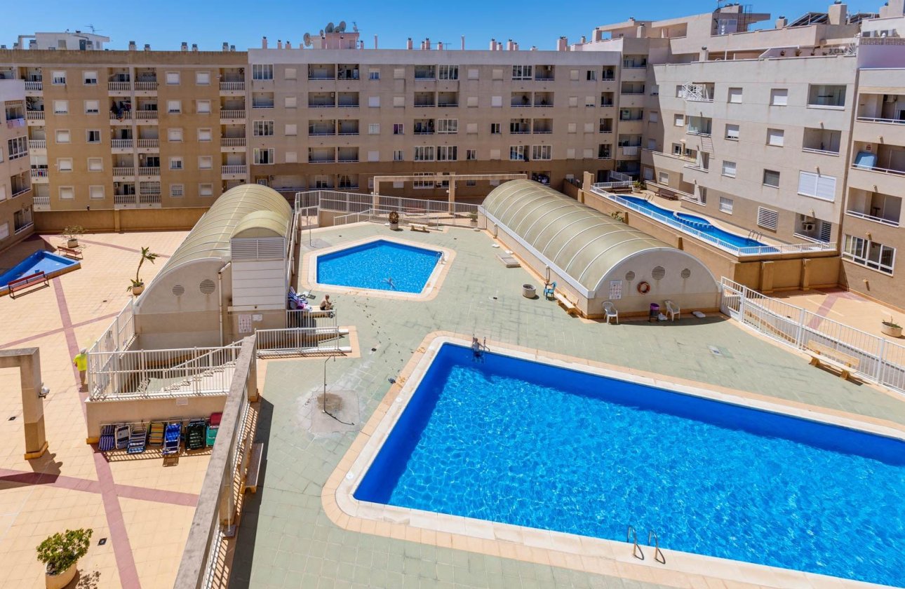 Herverkoop - Appartement -
Torrevieja - Centro
