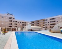 Herverkoop - Appartement -
Torrevieja - Centro