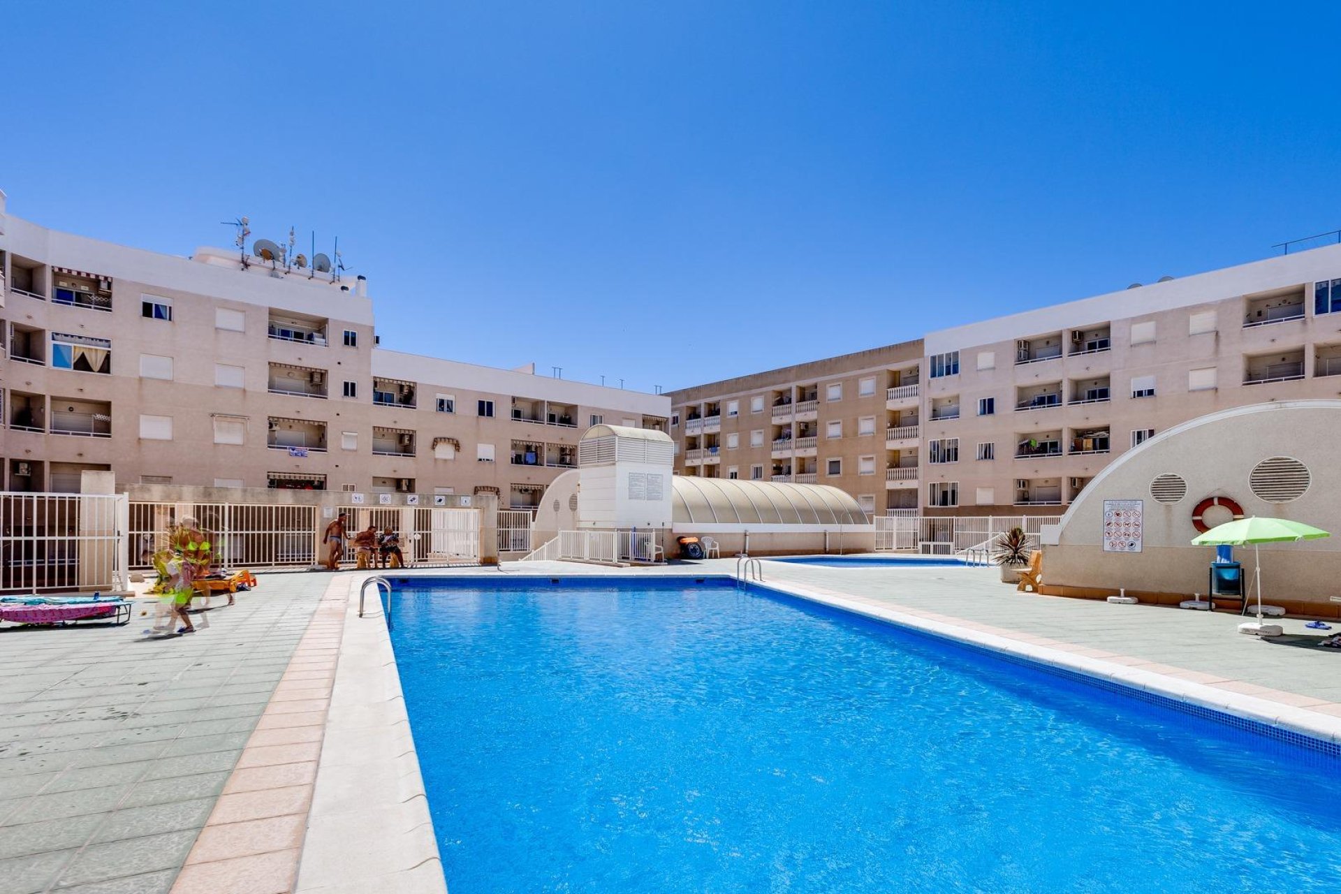 Herverkoop - Appartement -
Torrevieja - Centro