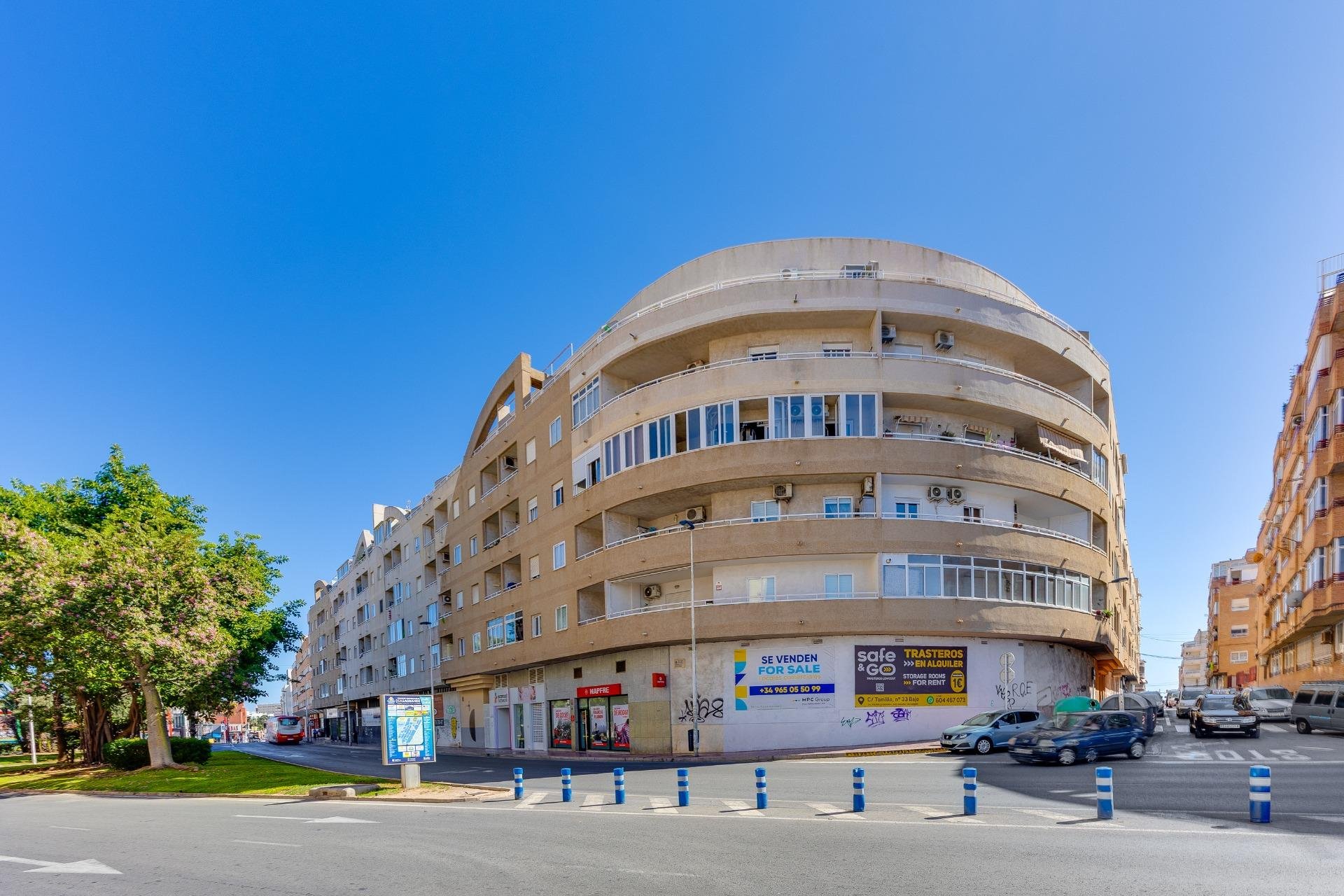 Herverkoop - Appartement -
Torrevieja - Centro