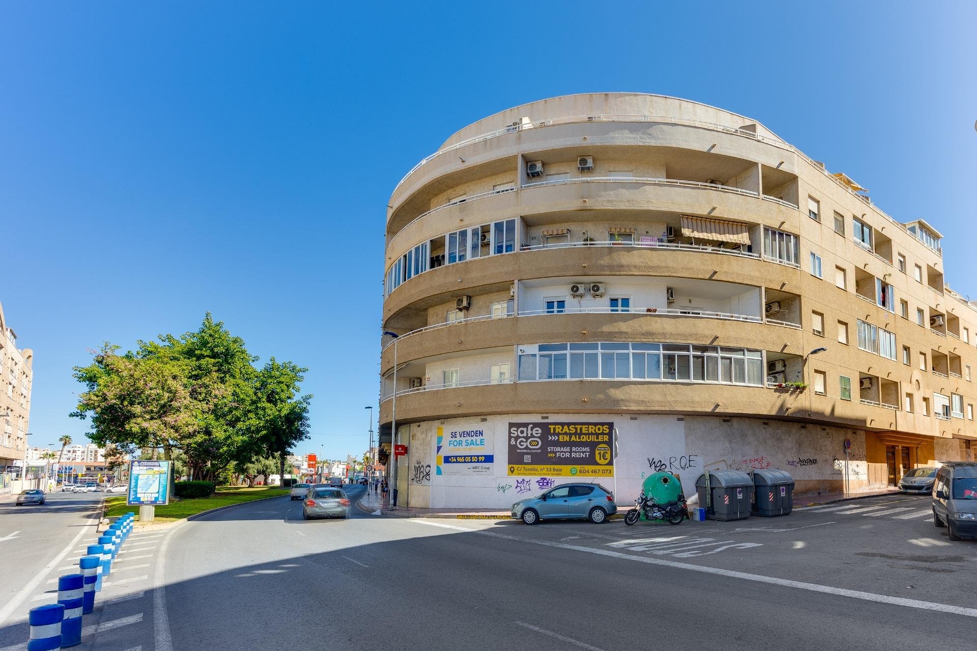 Herverkoop - Appartement -
Torrevieja - Centro