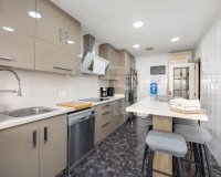 Herverkoop - Appartement -
Torrevieja - Centro