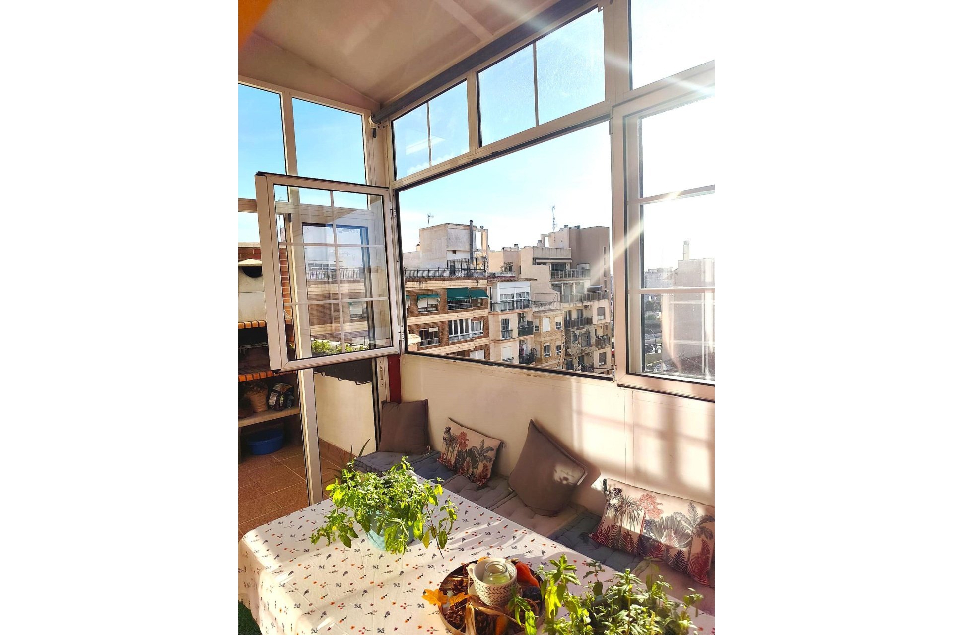 Herverkoop - Appartement -
Torrevieja - Centro