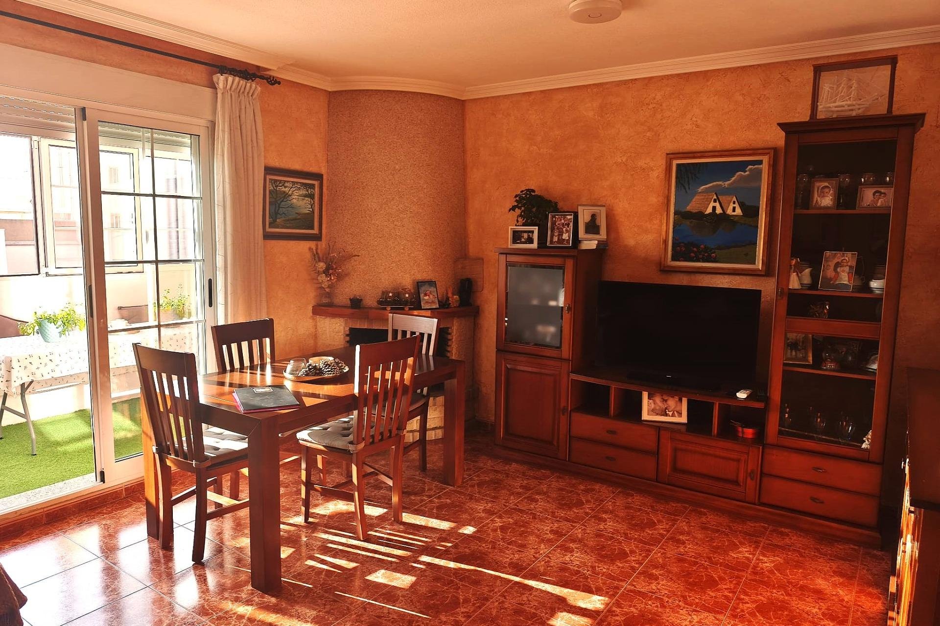Herverkoop - Appartement -
Torrevieja - Centro