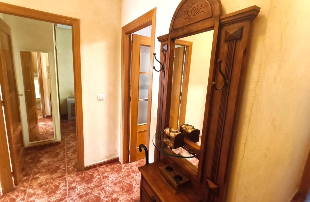 Herverkoop - Appartement -
Torrevieja - Centro