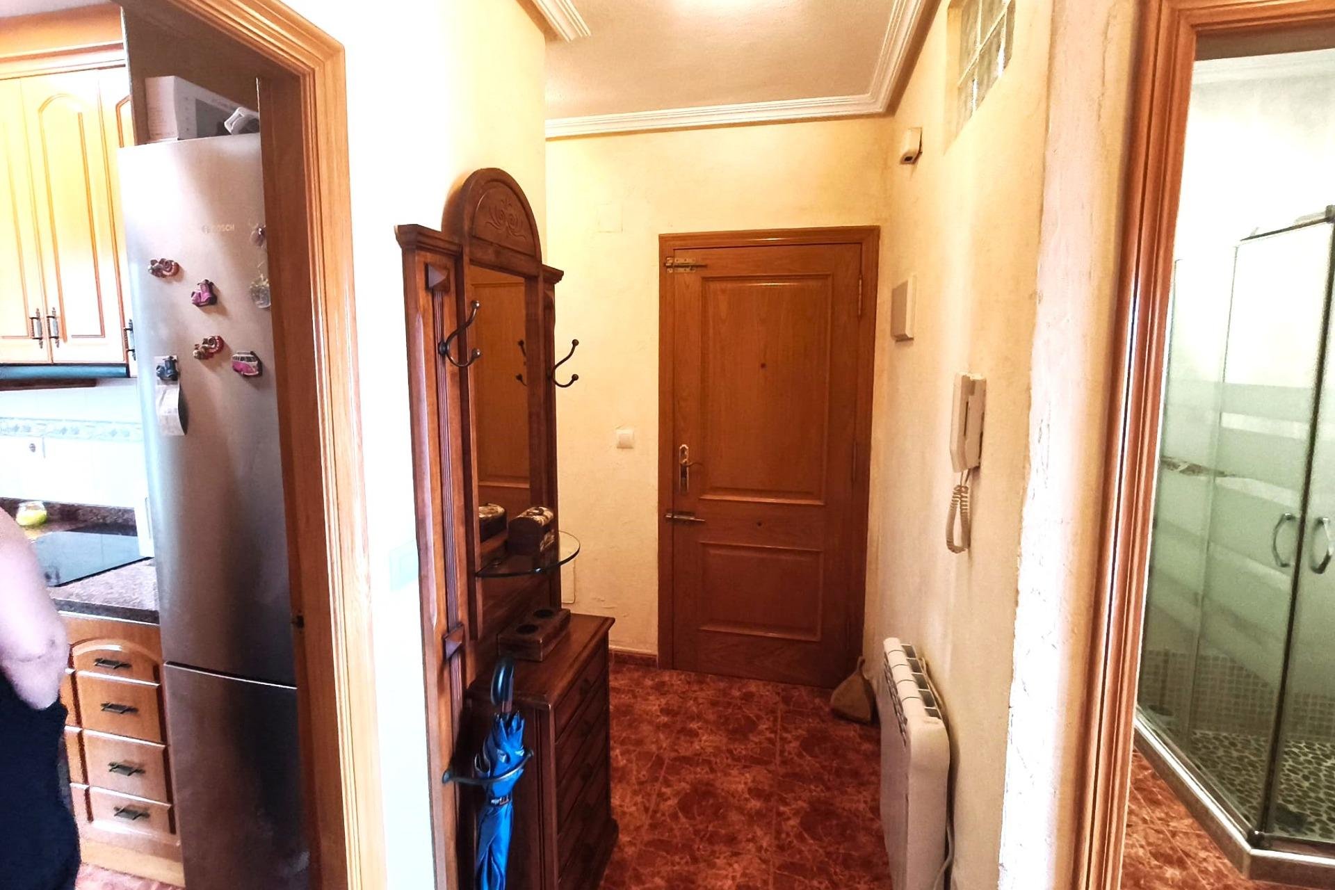 Herverkoop - Appartement -
Torrevieja - Centro