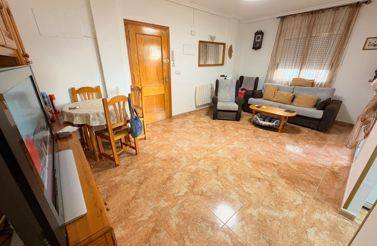 Herverkoop - Appartement -
Torrevieja - Centro
