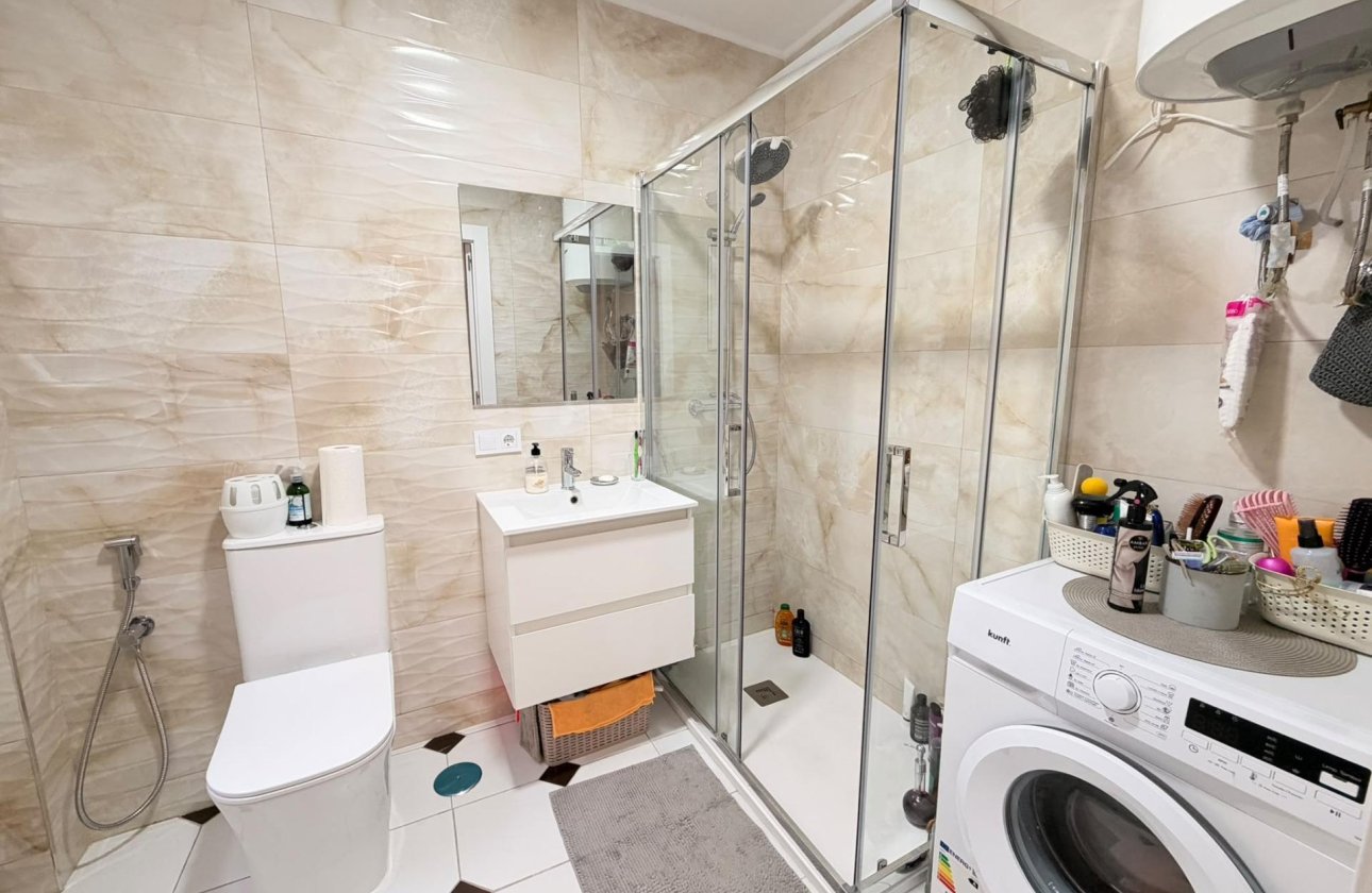 Herverkoop - Appartement -
Torrevieja - Centro
