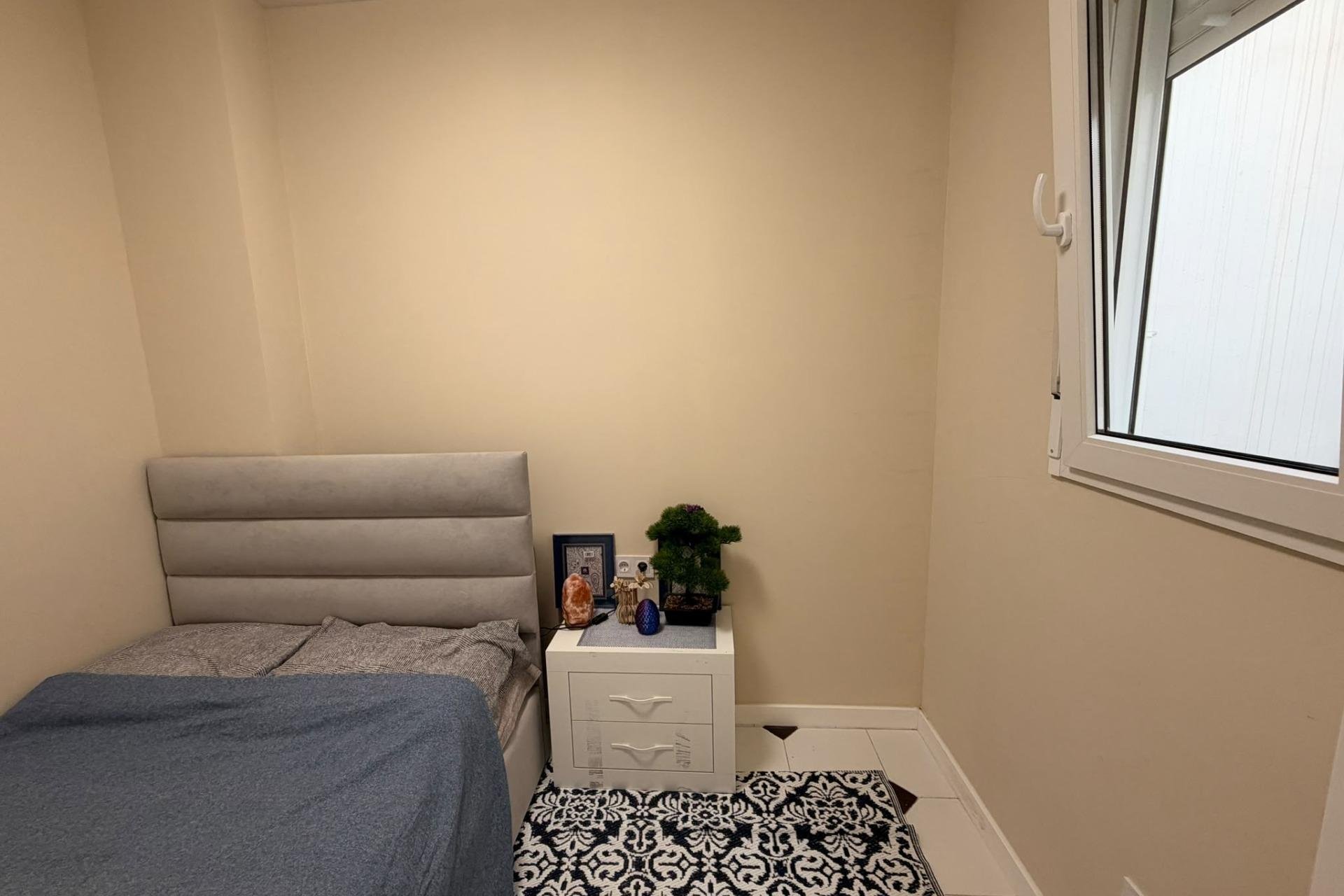 Herverkoop - Appartement -
Torrevieja - Centro