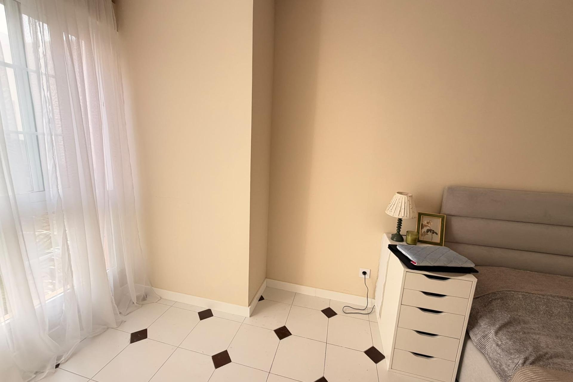 Herverkoop - Appartement -
Torrevieja - Centro