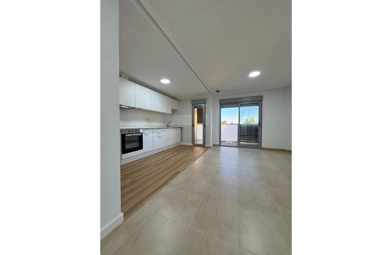 Herverkoop - Appartement -
Torrevieja - Centro
