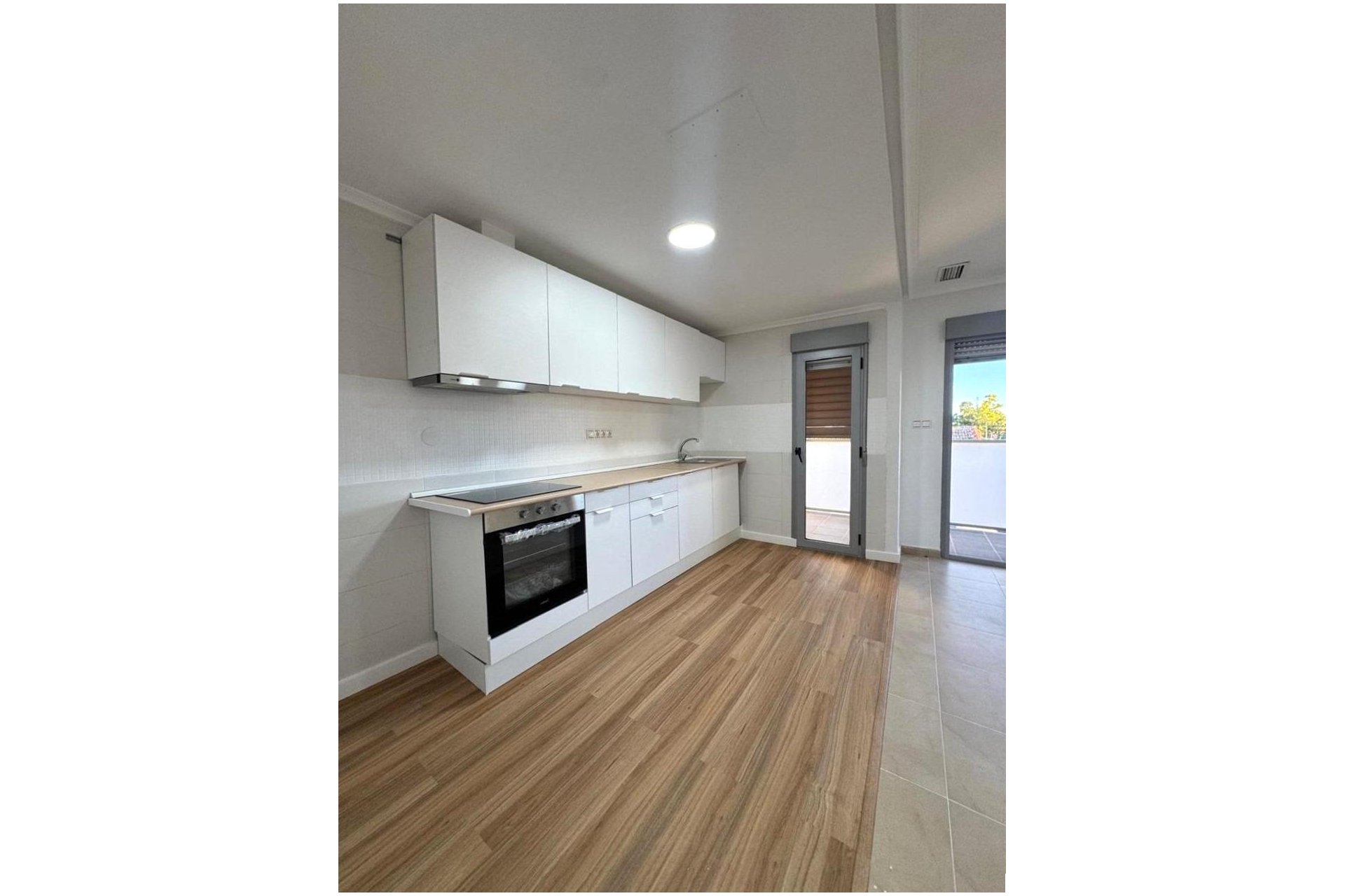 Herverkoop - Appartement -
Torrevieja - Centro
