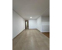 Herverkoop - Appartement -
Torrevieja - Centro