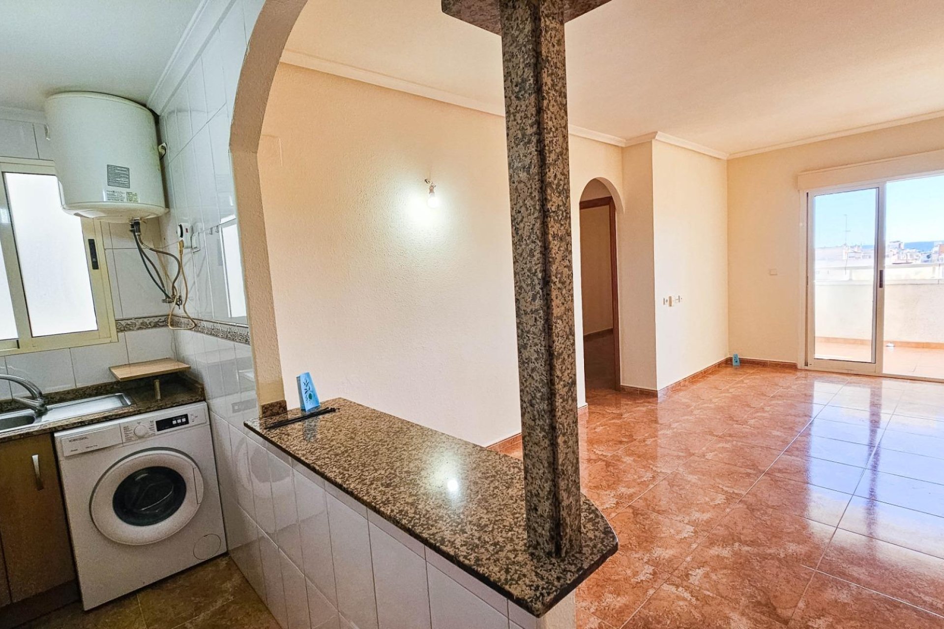 Herverkoop - Appartement -
Torrevieja - Centro